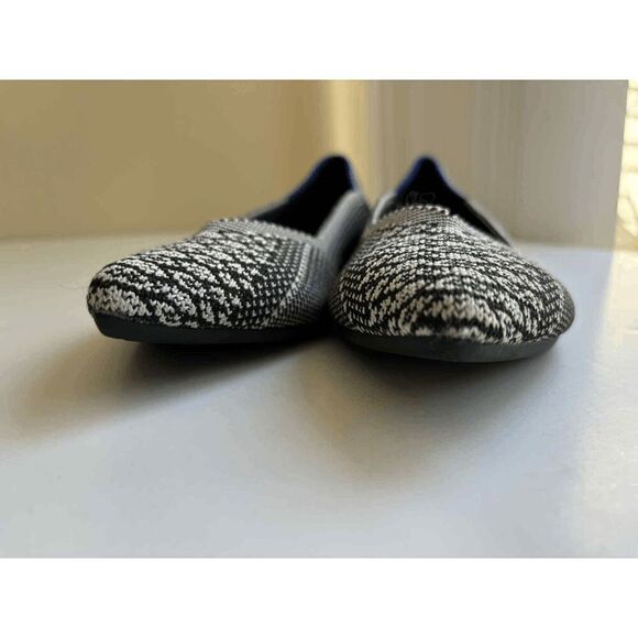 Rothy's the Point Black and White Python Snake Print Retired Womens Size 8.5 - Picture 4 of 10